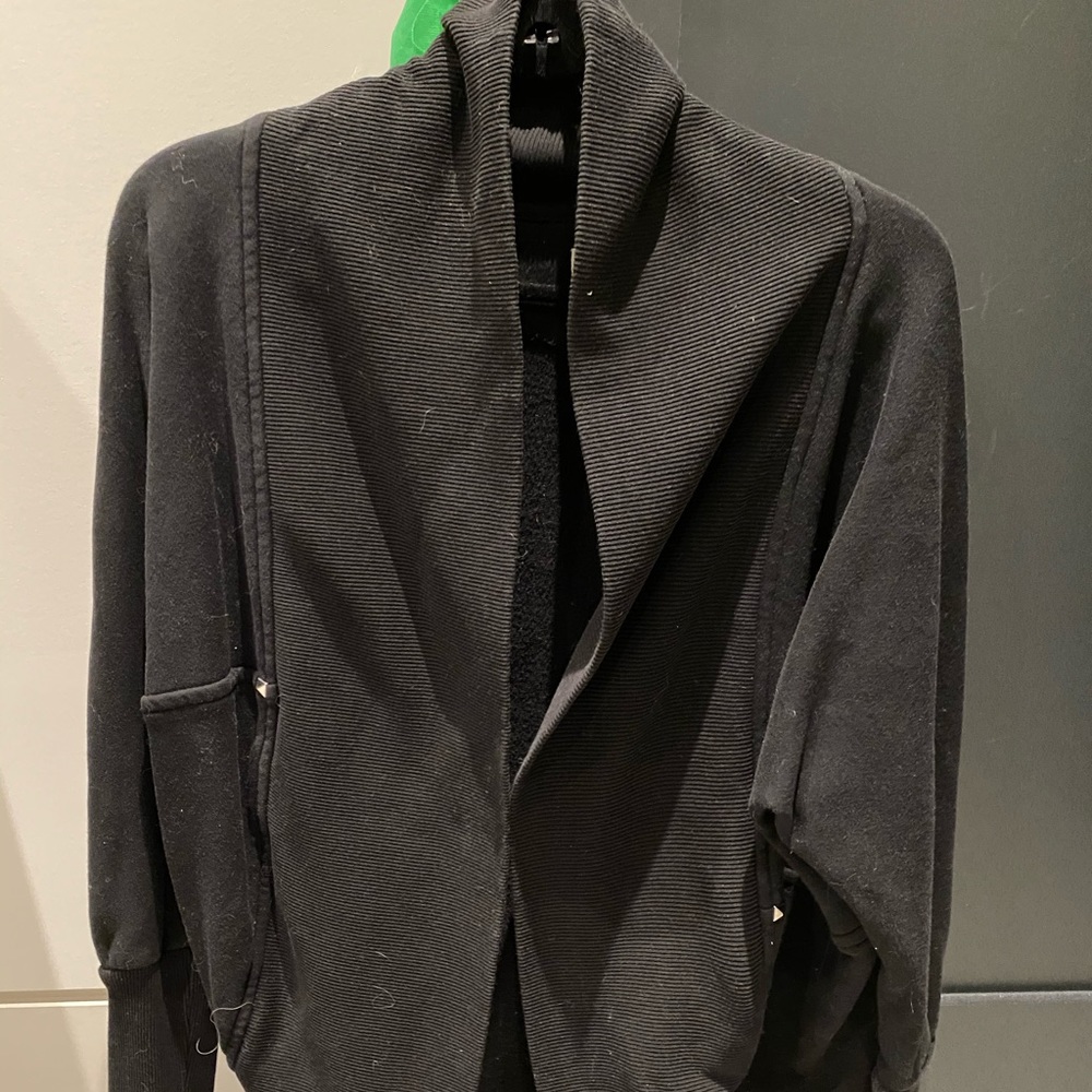 Wilfred Aritzia Diderot Sweater Charcoal